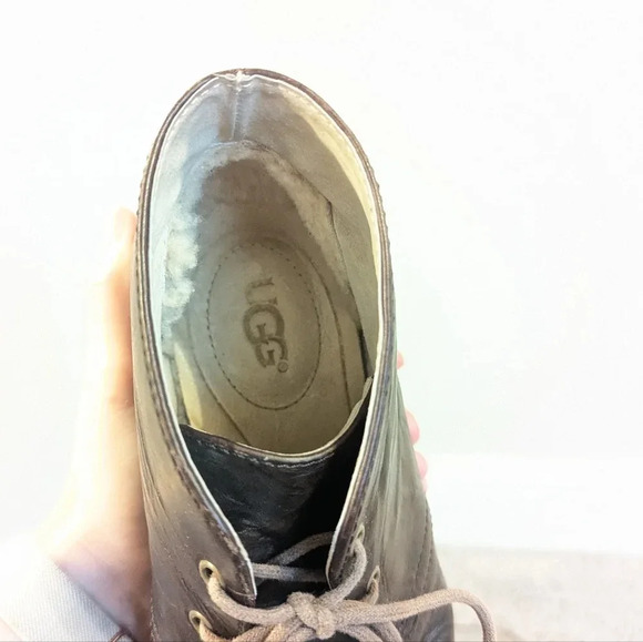 UGG Leighton Dark Brown Leather Chukka Boot sz 9 - Picture 6 of 9